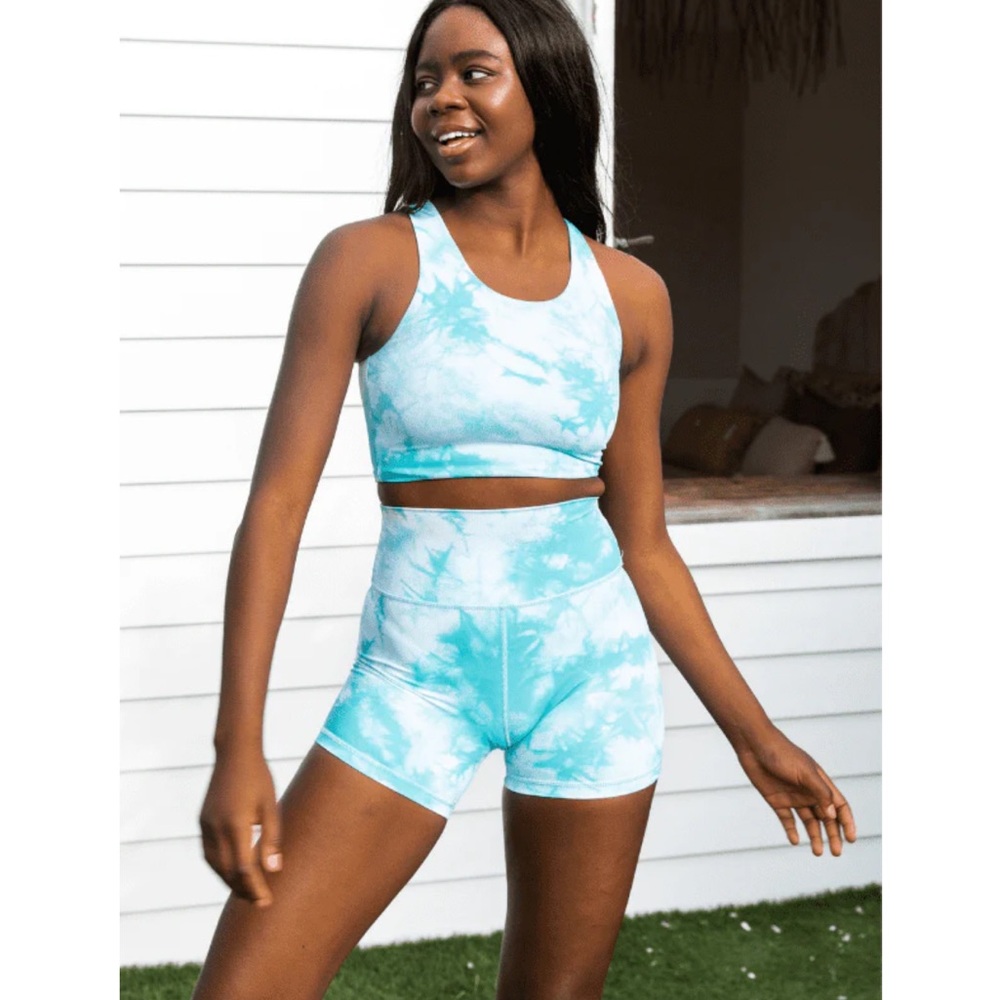 Women’s Aqua Tie-Dye Sports Bra & High-Waist Shorts Set